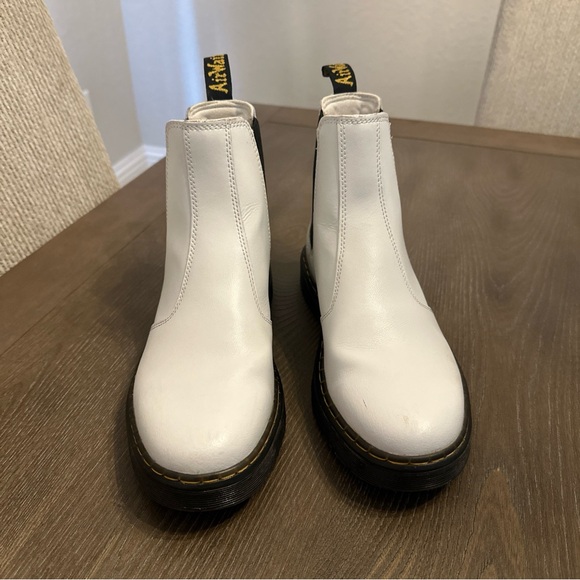Dr‎ Martens Dorrian Chelsea White Leather Women’s Boot Sz 7 M Docs - Picture 3 of 11